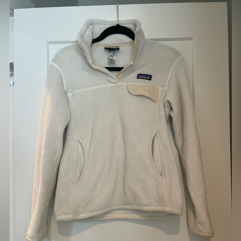 White Patagonia Synchilla size S women